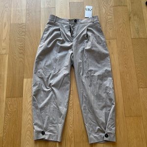 NWT - Zara tapered trousers - grey - size M